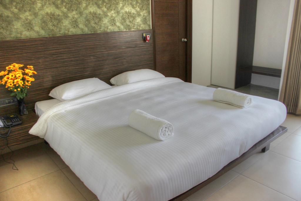 เดอะ ปาลาสโซ อพาร์ตเมนต์ Hotel ไฮเดอราบัด ห้อง รูปภาพ