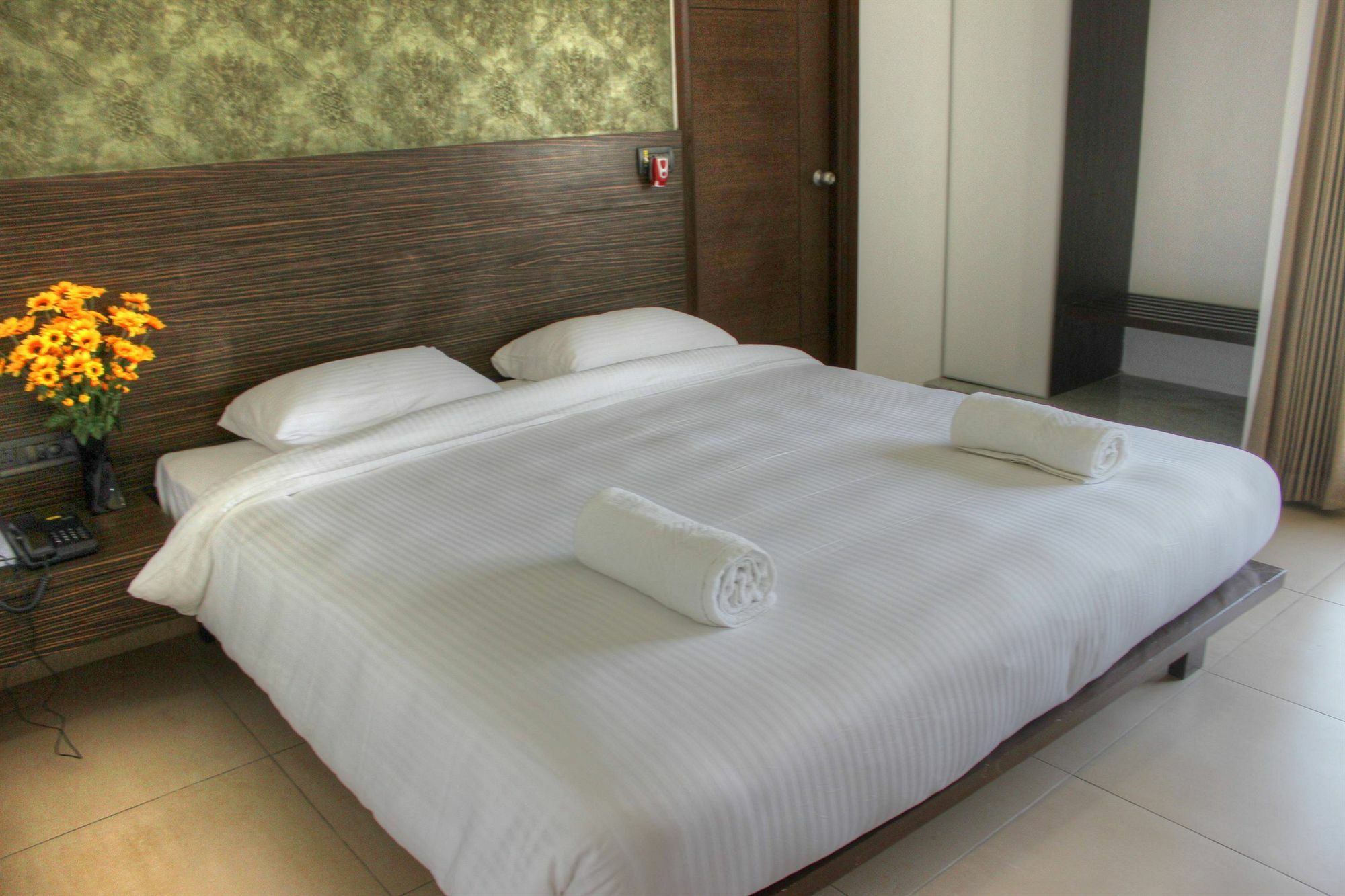 เดอะ ปาลาสโซ อพาร์ตเมนต์ Hotel ไฮเดอราบัด ภายนอก รูปภาพ